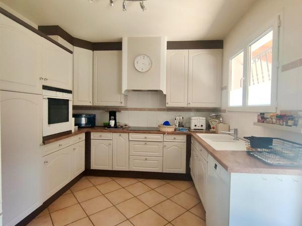 Maison à vendre plain pied avec dépendance VERNET LES BAINS (66)