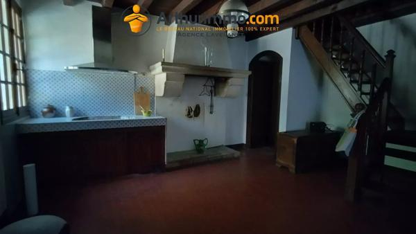 Vente                                                      Maison
                        
                     6 pièces                      194 m2                     à Belcaire