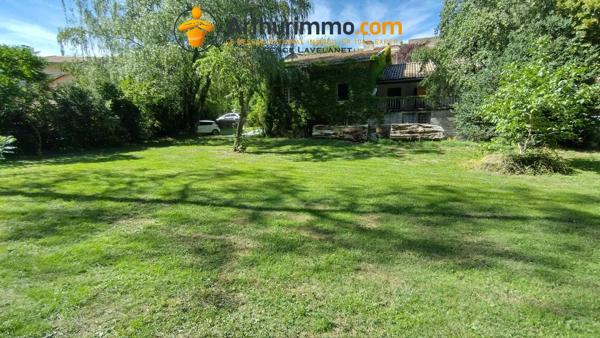 Vente                                                      Maison
                        
                     6 pièces                      194 m2                     à Belcaire