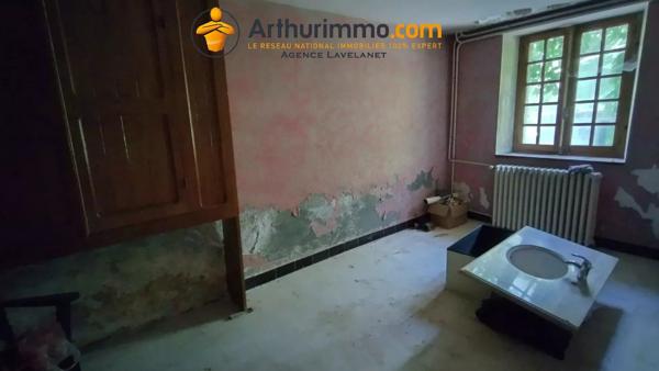 Vente                                                      Maison
                        
                     6 pièces                      194 m2                     à Belcaire