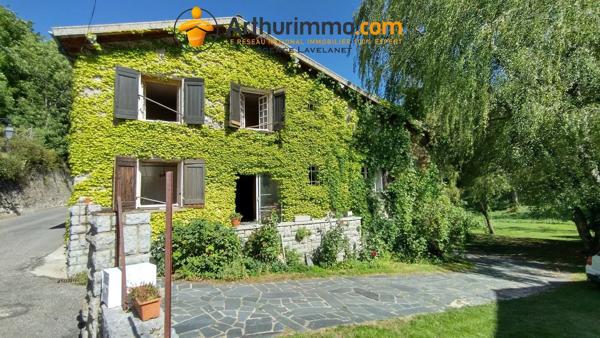 Vente                                                      Maison
                        
                     6 pièces                      194 m2                     à Belcaire