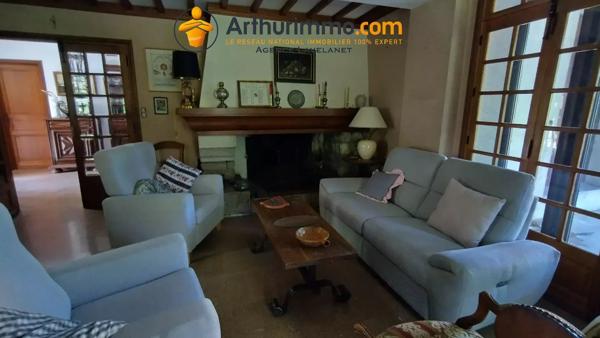 Vente                                                      Maison
                        
                     6 pièces                      194 m2                     à Belcaire