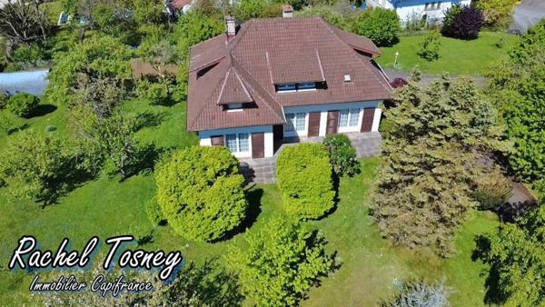 Dpt Doubs (25), à vendre secteur EXINCOURT Belle Propriété T8 avec parc arboré !