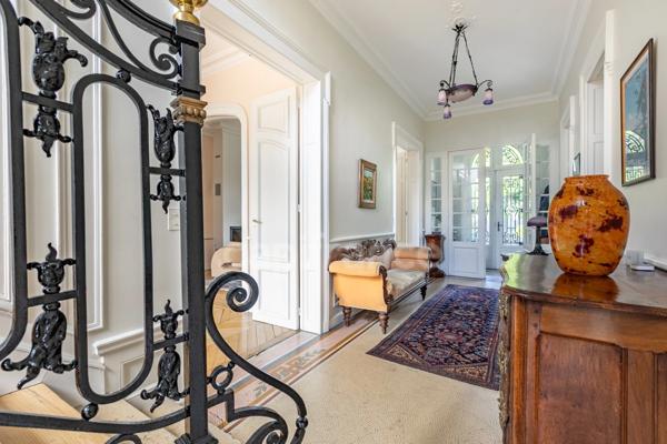 Maison bourgeoise à vendre 12 pièces SOISSONS (02)