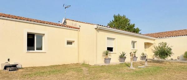 spacieuse maison T7 avec piscine  grand garage