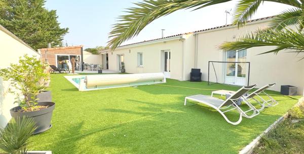 spacieuse maison T7 avec piscine  grand garage
