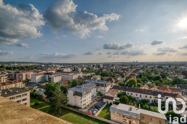 Appartement à vendre 2 pièces 47 m² Neuilly-sur-Marne
