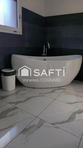 Maison récente avec piscine – Muespach-le-Haut