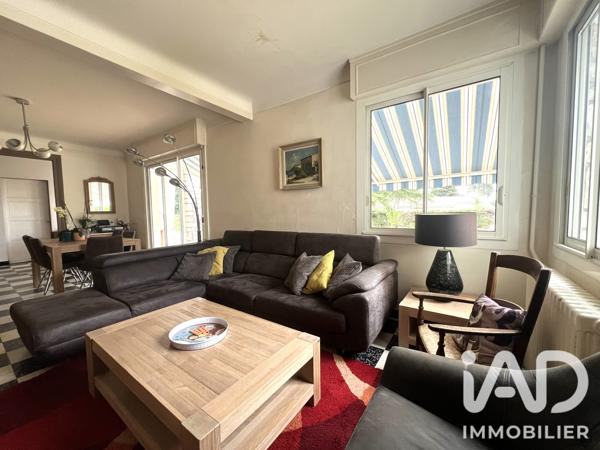 Maison à vendre 5 pièces 145 m² Saint-Pierre-du-Mont