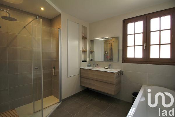 Maison à vendre 7 pièces 197 m² Villecresnes