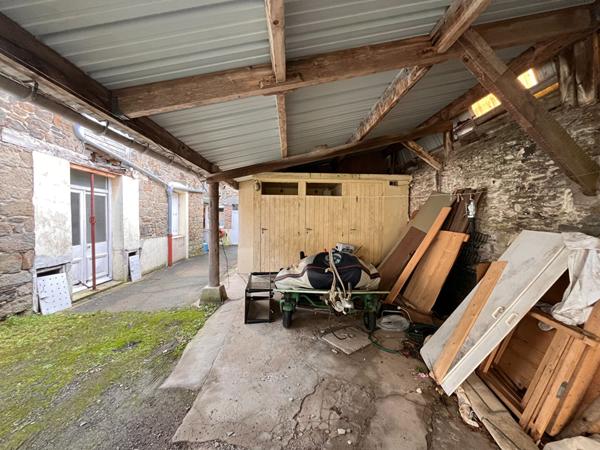 Immeuble Cancale (commerces + logements + dépendances)