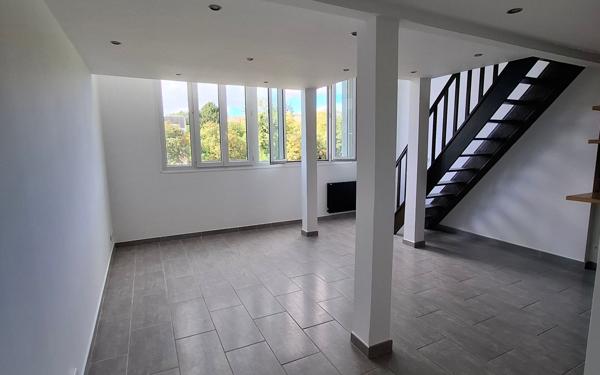 Appartement à louer    2 pièces • 52,60 m2 Villenoy