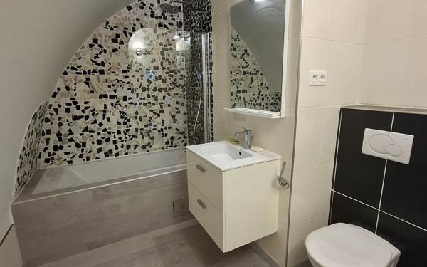 Appartement à louer    2 pièces • 52,60 m2 Villenoy