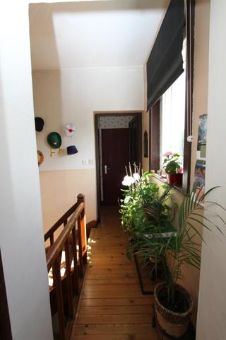 Dans le secteur résidentiel prisé des Essarts à BRON, proche toutes commodités et au calme