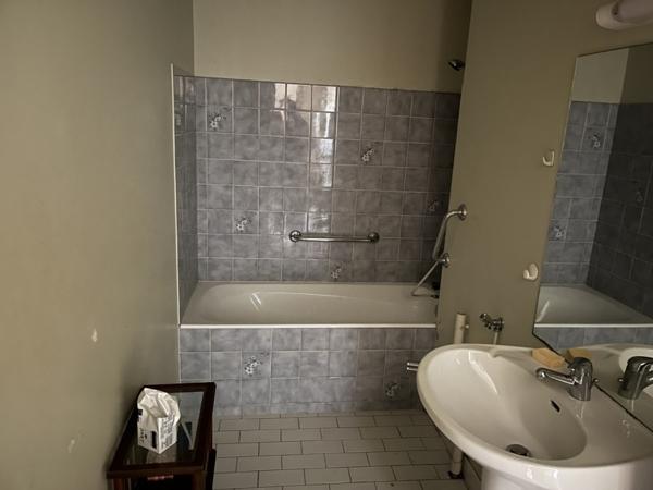 Immeuble à vendre |  Saint-Sever |  555 m²