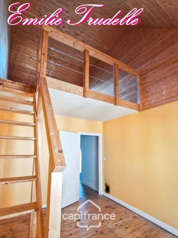 Maison à vendre 6 pièces LA CHARTRE SUR LE LOIR (72) Maison de caractère – cœur de ville – 181 m² – cour, dépendance et caves