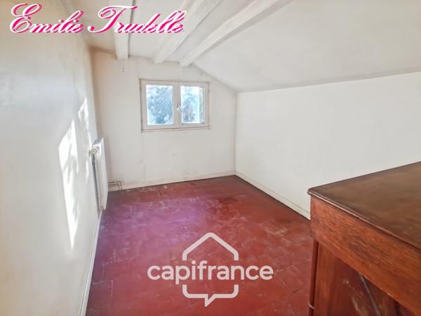 Maison à vendre 6 pièces LA CHARTRE SUR LE LOIR (72) Maison de caractère – cœur de ville – 181 m² – cour, dépendance et caves