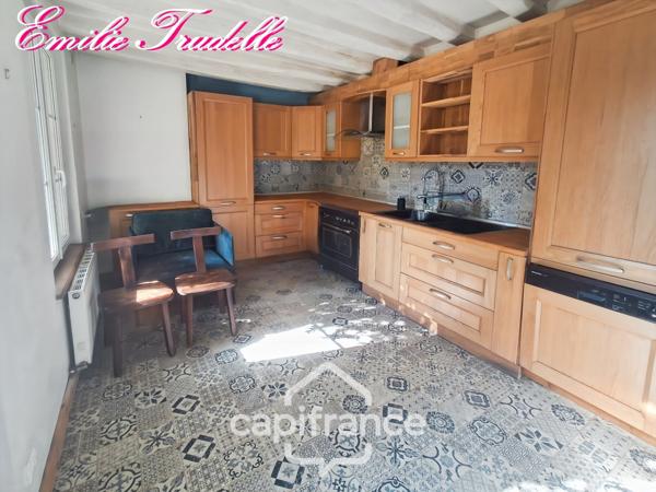 Maison à vendre 6 pièces LA CHARTRE SUR LE LOIR (72) Maison de caractère – cœur de ville – 181 m² – cour, dépendance et caves