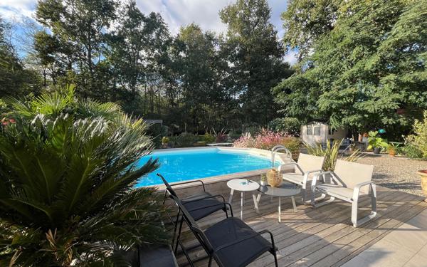 Maison à vendre    5 pièces • 165 m2 Lherm