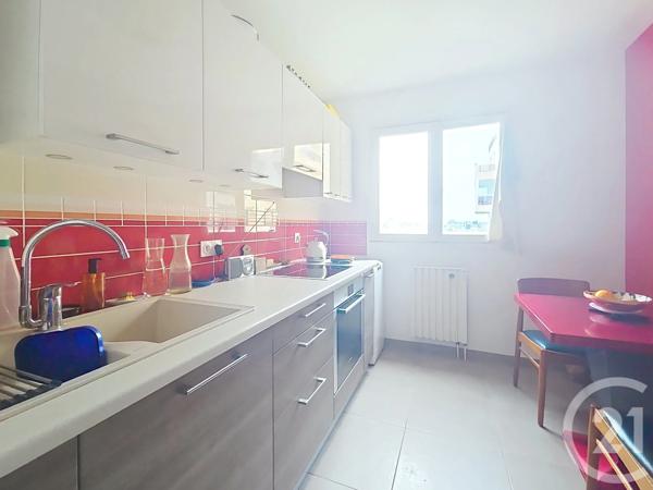 Appartement F2 à vendre  2 pièces - 52,50 m 2   ST MALO  - 35