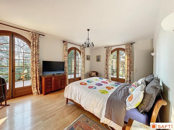 proche gare direct Paris, 15mn de l'autoroute