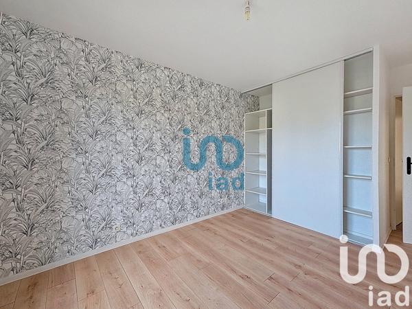 Location appartement 3 pièces 67 m² Mantes-la-Ville
