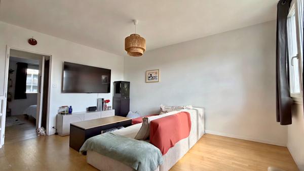 BEAUSEJOUR – Appartement T3 avec balcon exposé sur le jardin de la copropriété