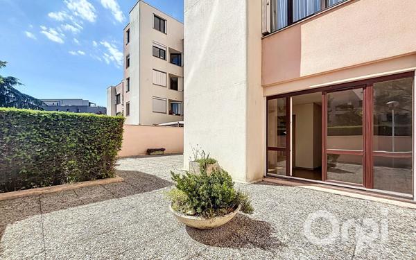 Appartement à vendre    5 pièces • 103,03 m2 Villeurbanne