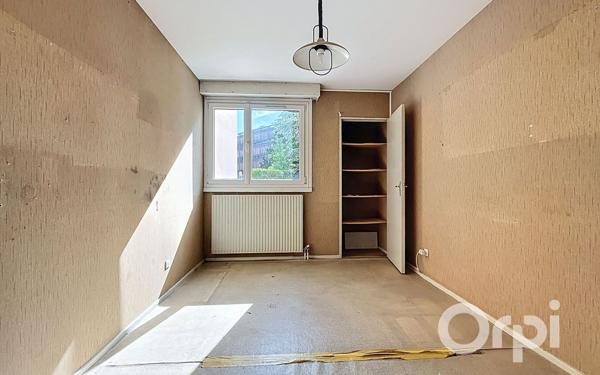 Appartement à vendre    5 pièces • 103,03 m2 Villeurbanne