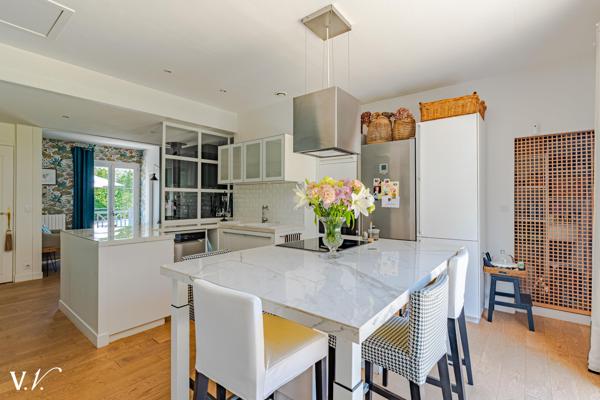 VILLA FAMILIALE AVEC ACCES DIRECT A LA FORET - MERIGNAC