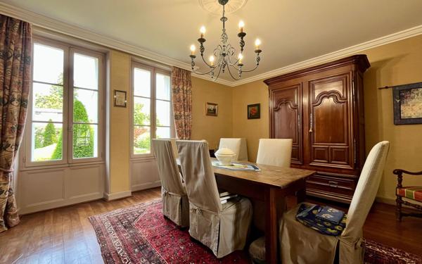 Maison à vendre    6 pièces •  Fressines