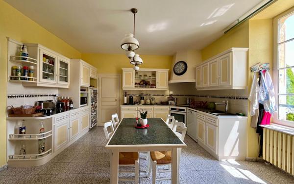 Maison à vendre    6 pièces •  Fressines