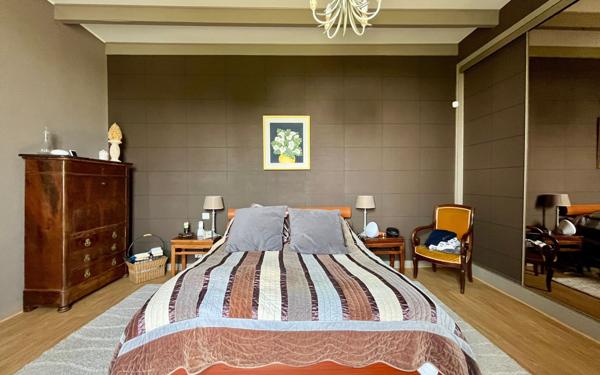 Maison à vendre    6 pièces •  Fressines