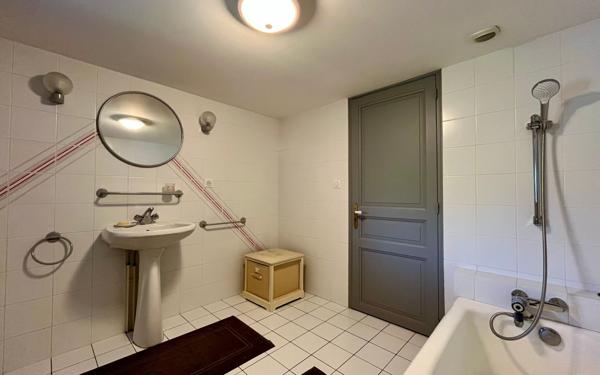 Maison à vendre    6 pièces •  Fressines