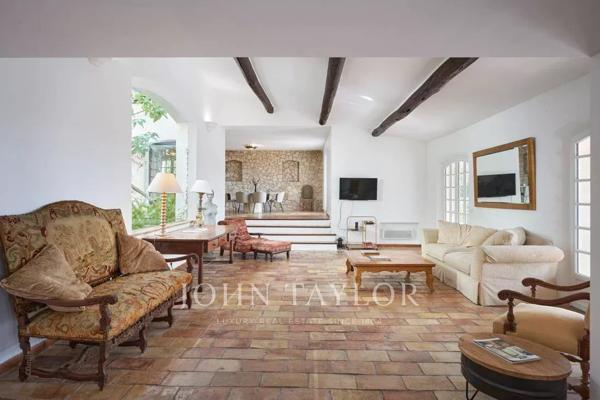 Mougins - villa vue mer et Estérel - domaine sécurisé