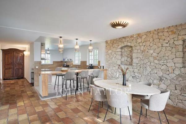 Mougins - villa vue mer et Estérel - domaine sécurisé