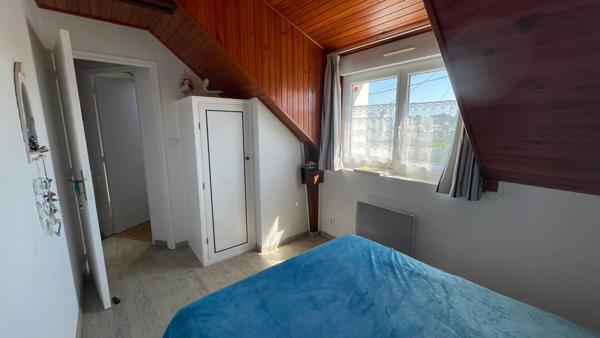 Saint-Pierre Quiberon - Centre-ville Appartement 4 chambres, jardin, garage et stationnement  - Rare sur le marché !