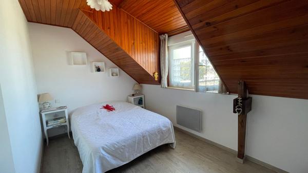 Saint-Pierre Quiberon - Centre-ville Appartement 4 chambres, jardin, garage et stationnement  - Rare sur le marché !