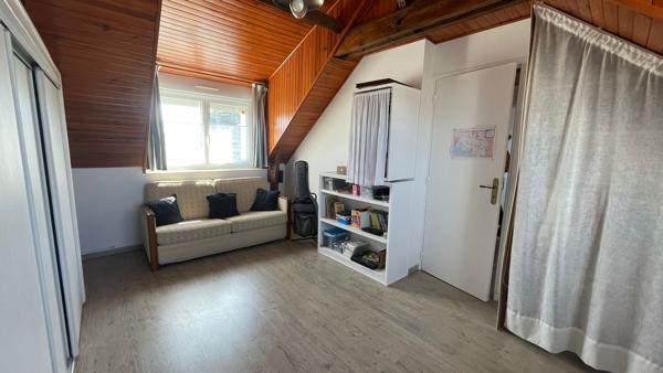Saint-Pierre Quiberon - Centre-ville Appartement 4 chambres, jardin, garage et stationnement  - Rare sur le marché !