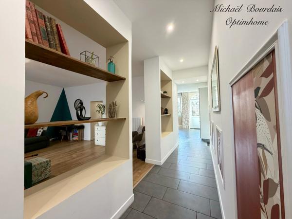 Maison de ville – 158 m² habitables – Centre du Lude – Classe D – Cour fermée – Grenier aménageable