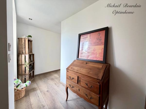Maison de ville – 158 m² habitables – Centre du Lude – Classe D – Cour fermée – Grenier aménageable
