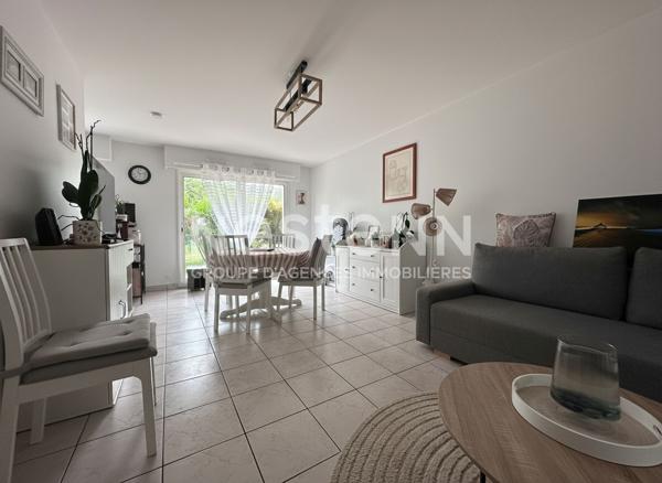 Appartement à vendre à Vannes T2 avec terrasse, box fermé en sous-sol et parking extérieur