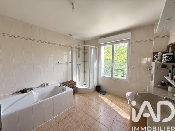Maison à vendre 7 pièces 213 m² Barbey