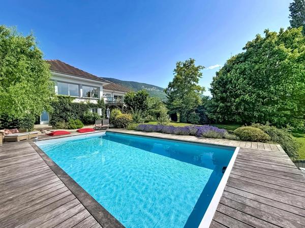 Maison à vendre 7 pièces COLLONGES SOUS SALEVE (74)