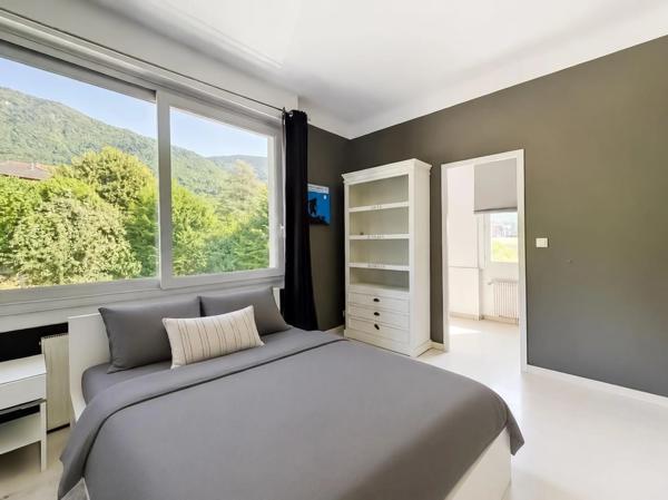 Maison à vendre 7 pièces COLLONGES SOUS SALEVE (74)
