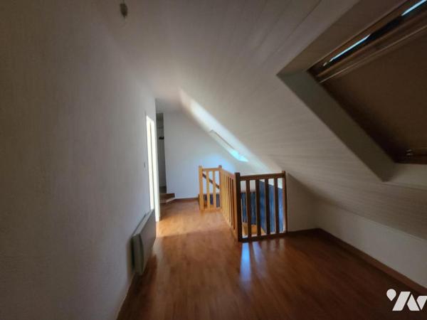 Maison d'habitation rénovée dans hameau en campagne