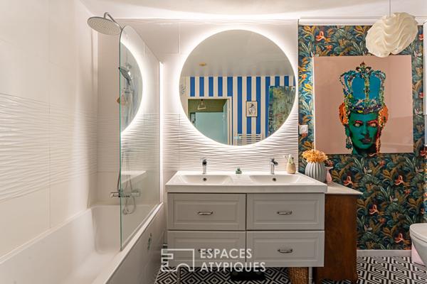 Appartement traversant avec balcon en dernier étage