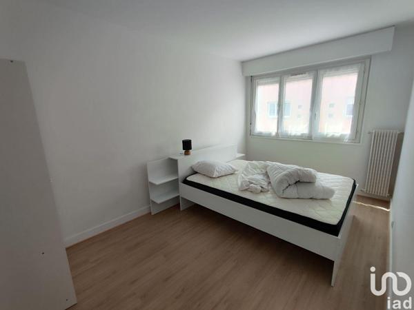 Location appartement 4 pièces 79 m² Chartres