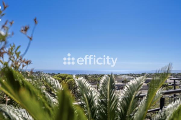 Appartement
         3 pièces
        - 103 m² Bien prestige 739 820 € *