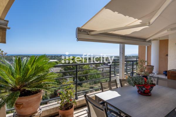 Appartement
         3 pièces
        - 103 m² Bien prestige 739 820 € *